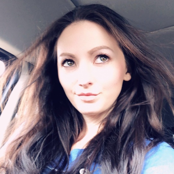 Hi! I’m Sarah, not Sara. The “h” is important 🐞 - Picture 4 of 7